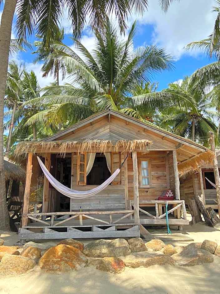 Castaway Beach Bungalows