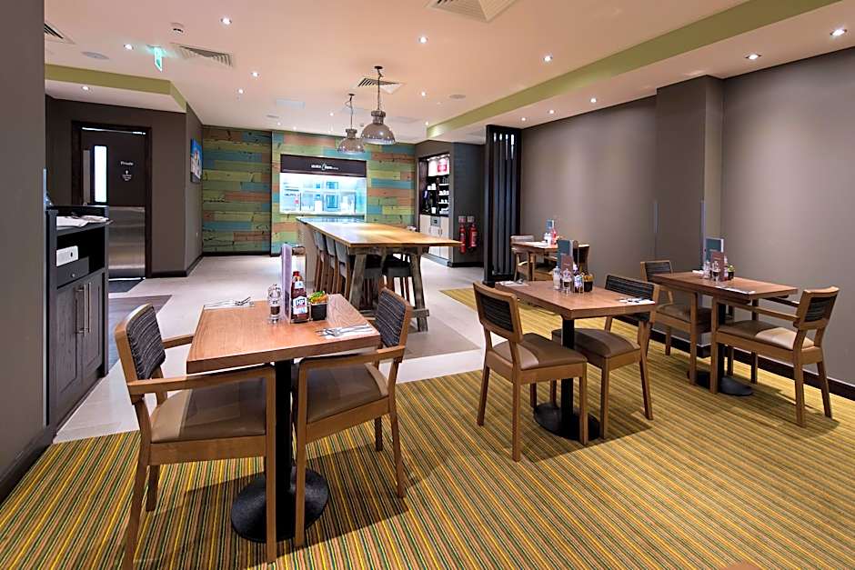Premier Inn London Southgate