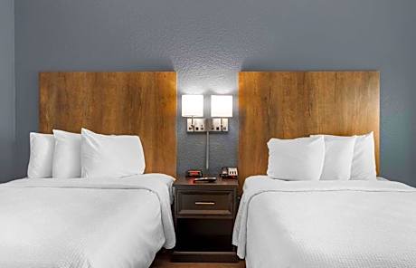 One-Bedroom Suite with 2 Double Beds/Non-Smoking