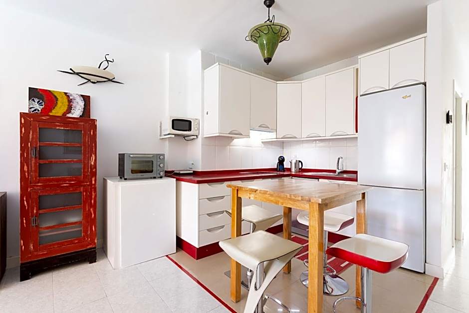 Seafront apartment just 200m from Las Vistas Beach