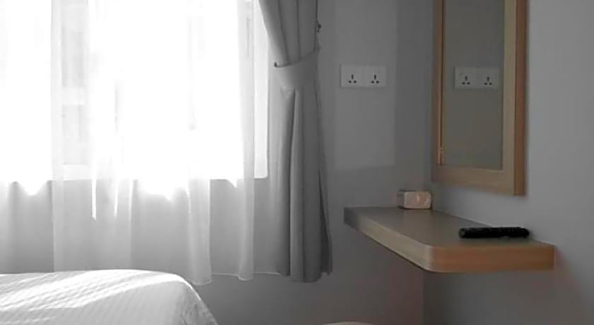 Walk In Hotel