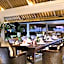 Villa Atas Ombak