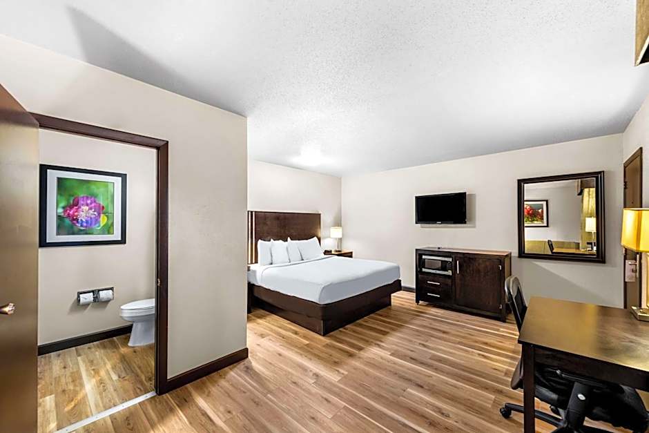 Americas Best Value Inn - Marquette