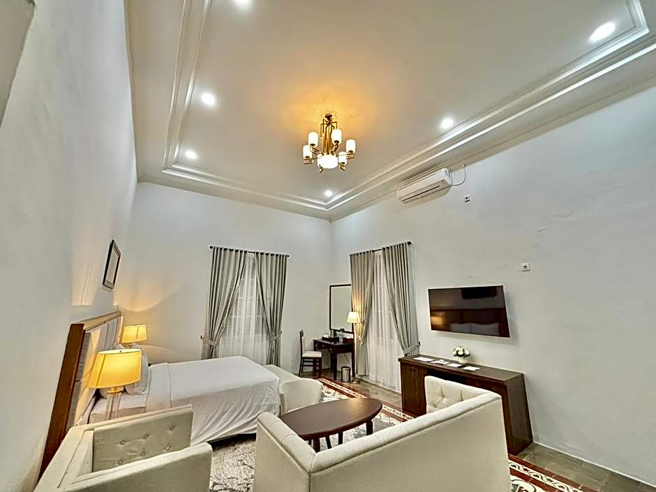 KHAS Ombilin Hotel