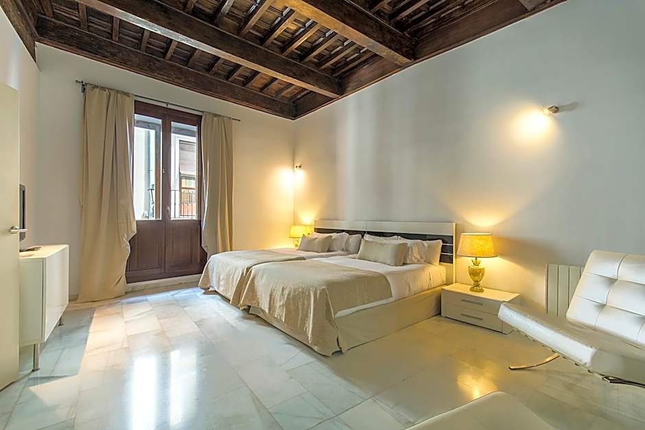 Elvira Suites