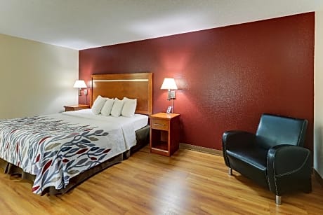 ADA Accessible 1 King Bed Non-Smoking