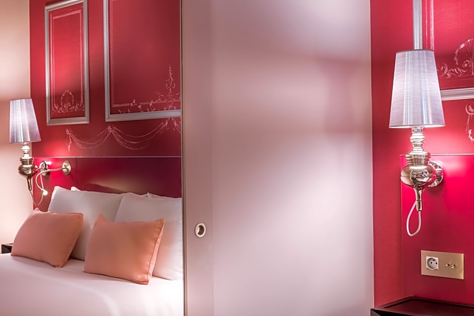 NH Paris Champs- Elysees