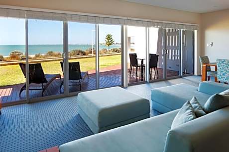 One-Bedroom Villa with Ocean View