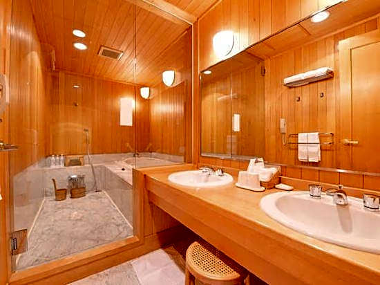Plaza Hotel Mutsu