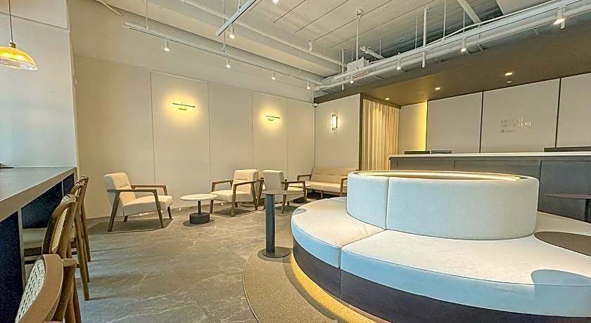 UH FLAT SIGNATURE DAEGU 