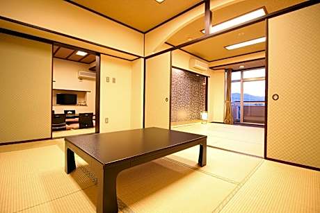 East Building Japanese Style Room with 14 or 20 Tatami