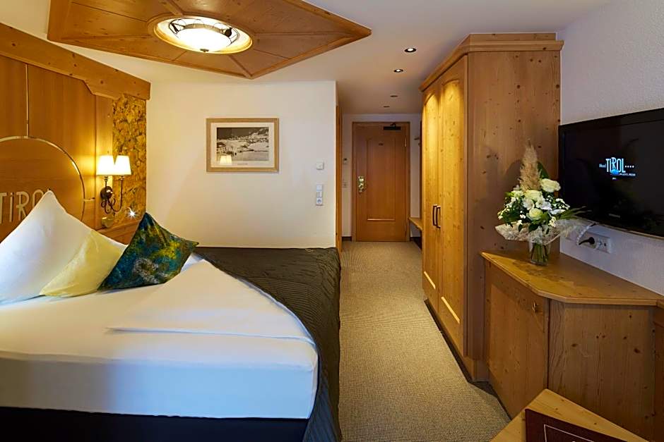 Hotel Tirol