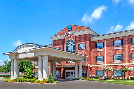 Clarion Pointe Sulphur Springs