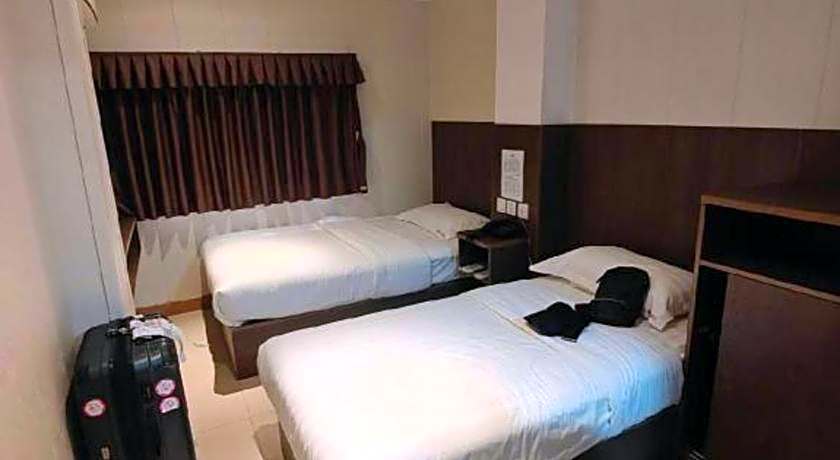 Holiday Hotel