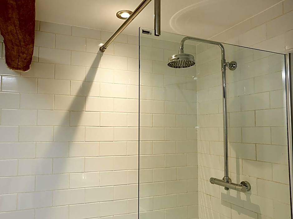 Kings Head by Chef & Brewer Collection