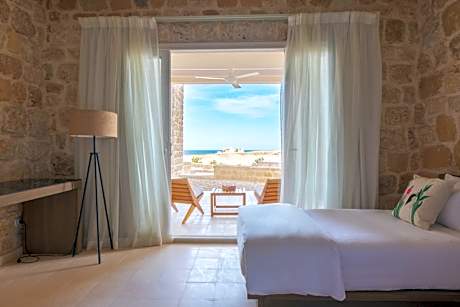 Standard Twin Room with Sea View