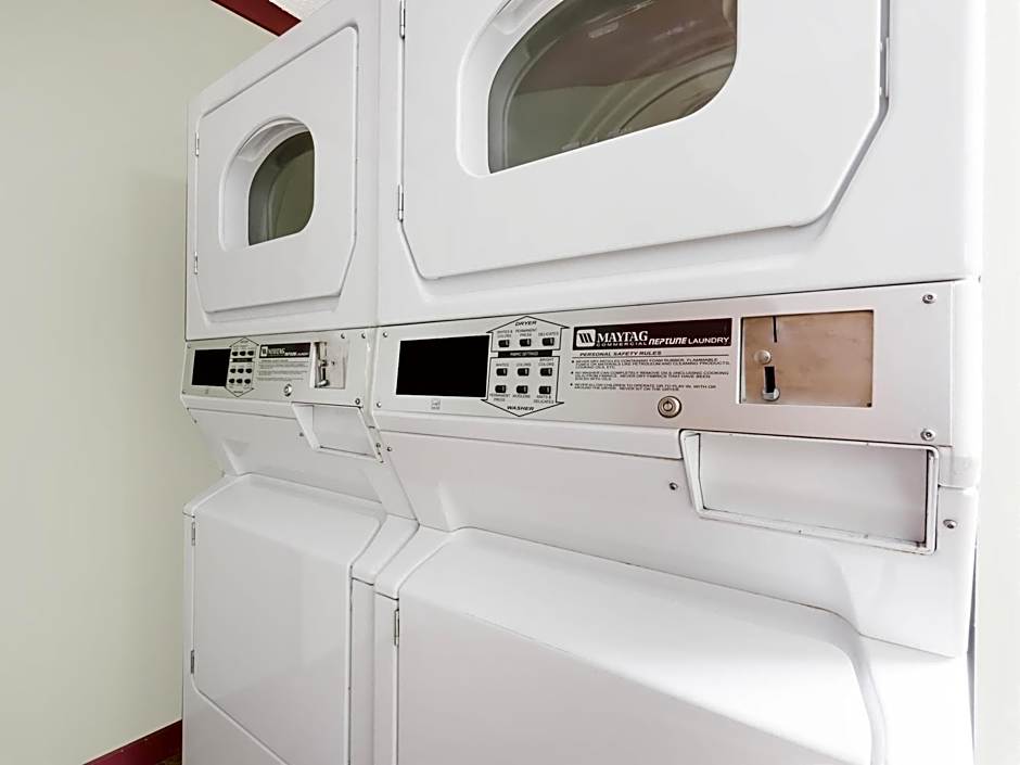 Days Inn by Wyndham Sandpoint