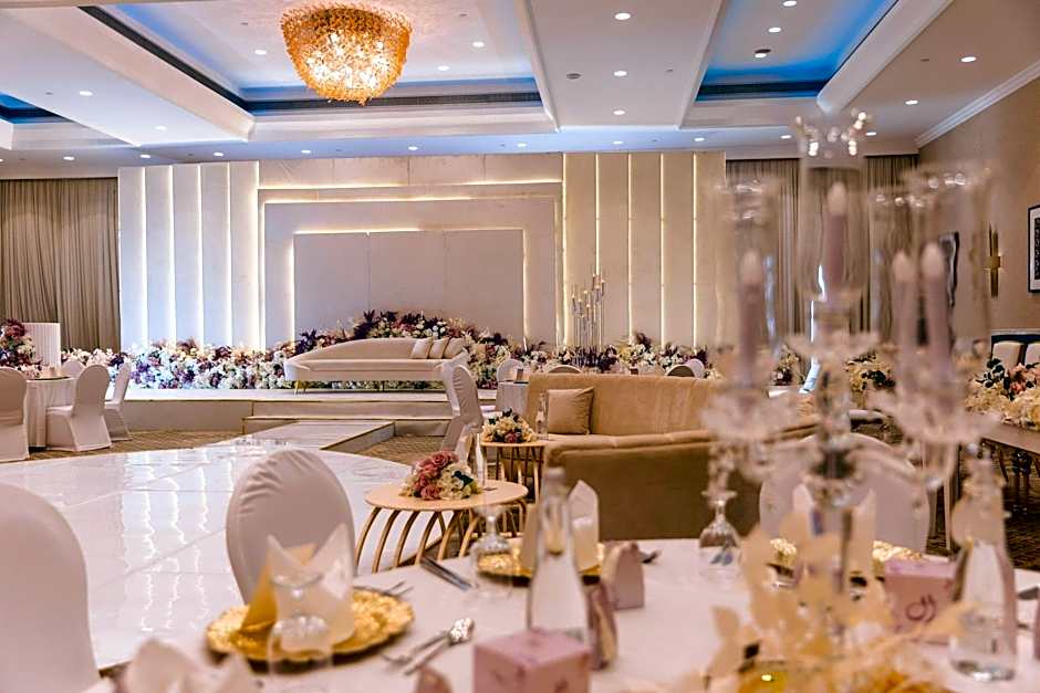 Crowne Plaza Muscat By IHG