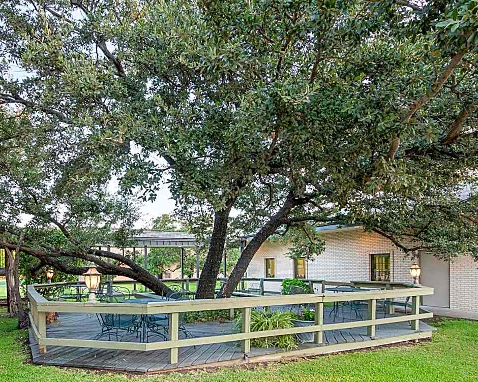 Quality Inn Ennis