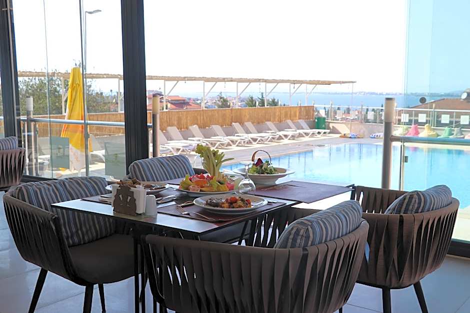 Double Royal Hotel Darica