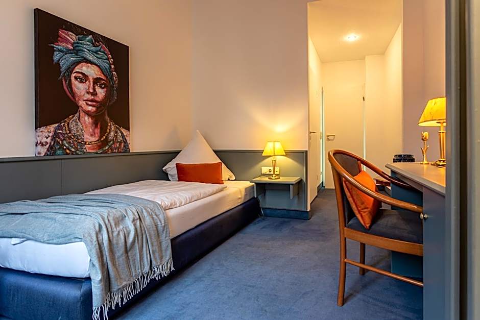 Hotel Mauritius - Im Herzen von Crimmitschau - Frühstück buchbar - Restaurant - Café - Fahrradbox