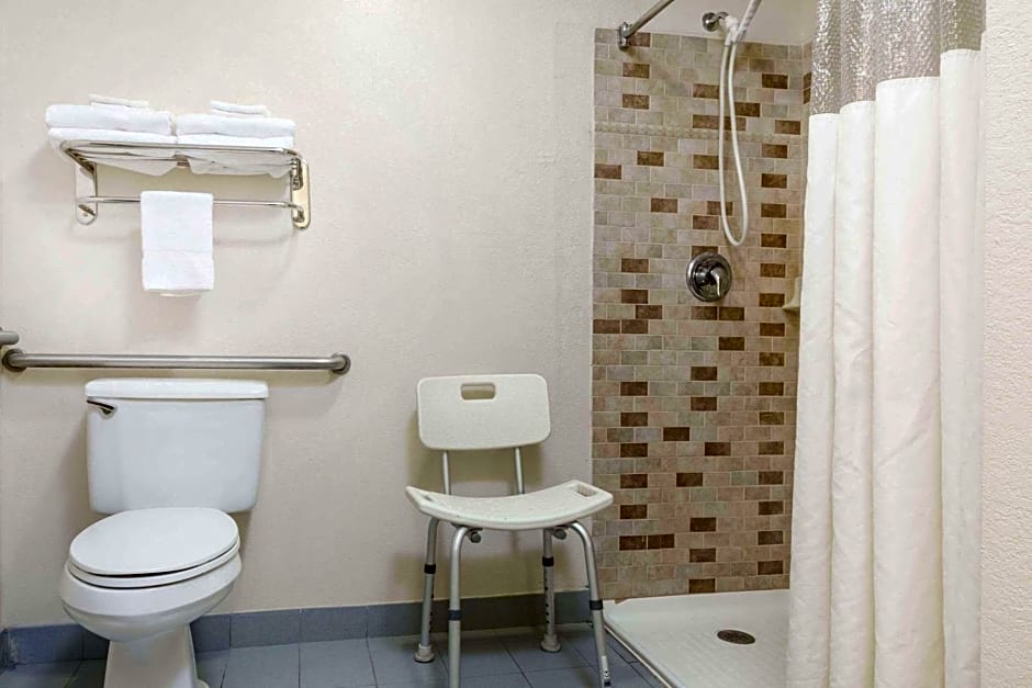 Days Inn by Wyndham Portland/Corpus Christi