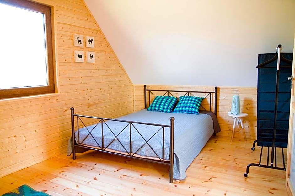 Domek Skowronek z basenem