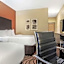 La Quinta Inn & Suites by Wyndham Beeville