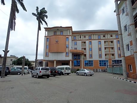 R&A City Hotels