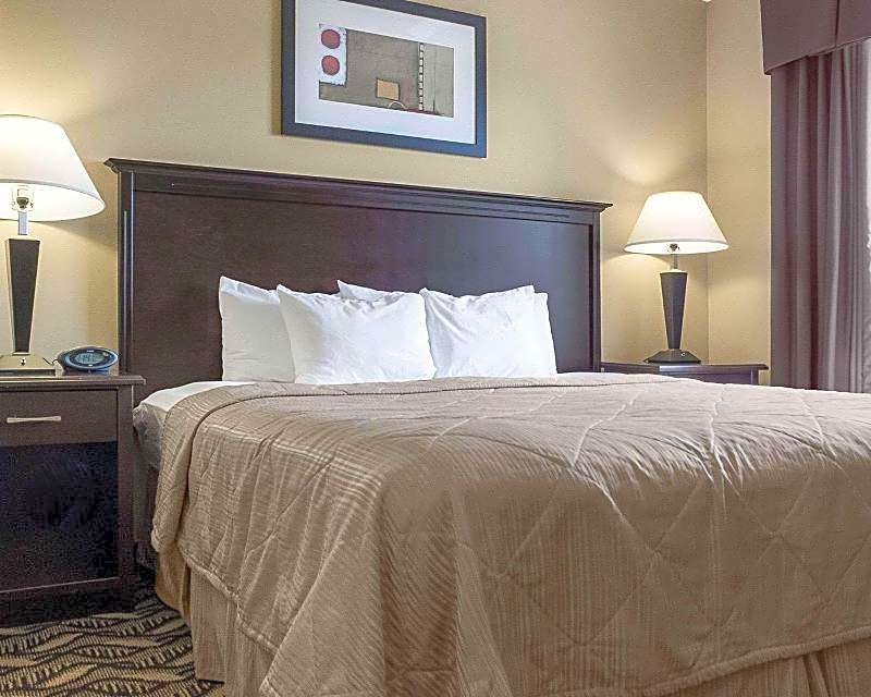 MainStay Suites Bismarck