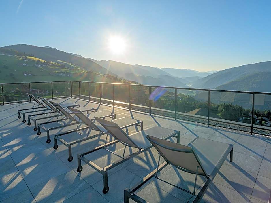 Hotel Purvita - Ski In Ski Out - Infinity Pool