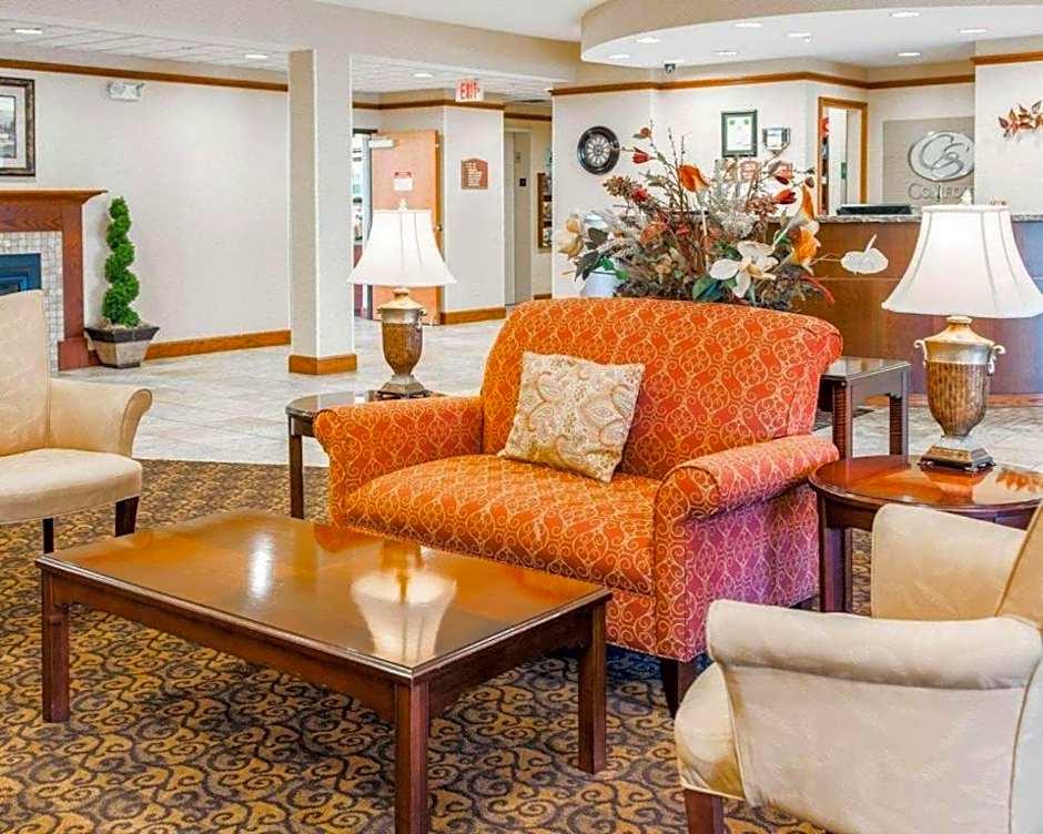 Comfort Suites