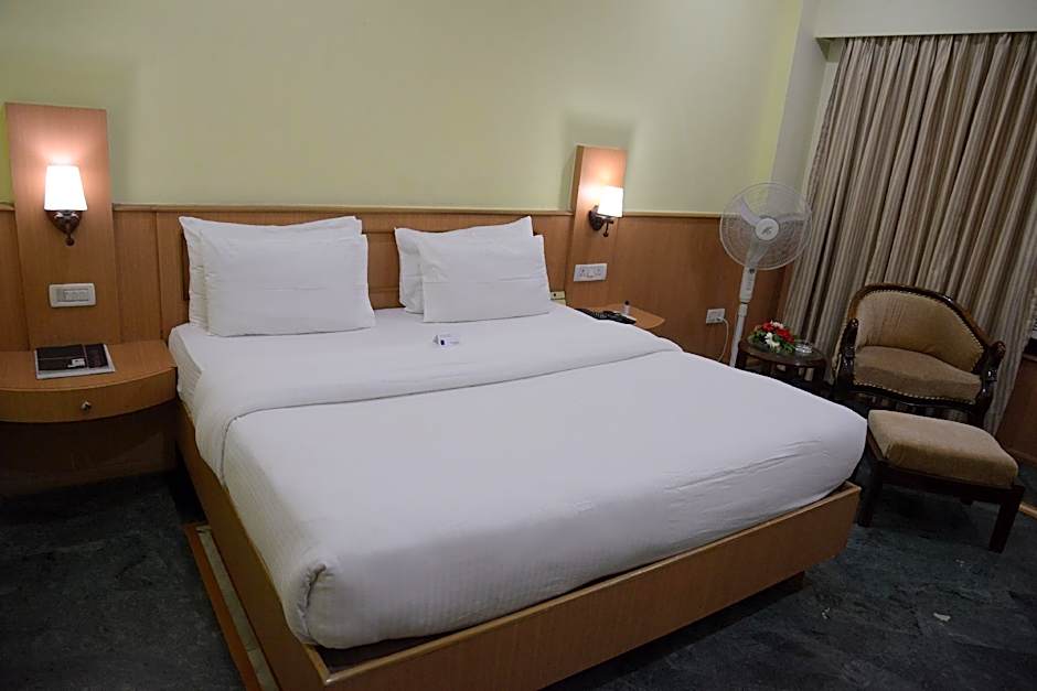 Empires Hotel