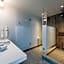 The Envoy Hotel, Autograph Collection by Marriott