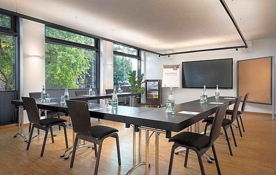 Stadthotel am Romerturm