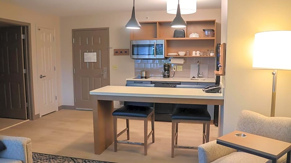 Candlewood Suites Peoria At Grand Prairie Hotel By IHG