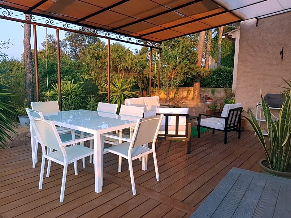 Chambre d hôtes de la Louve – Frejus, ID