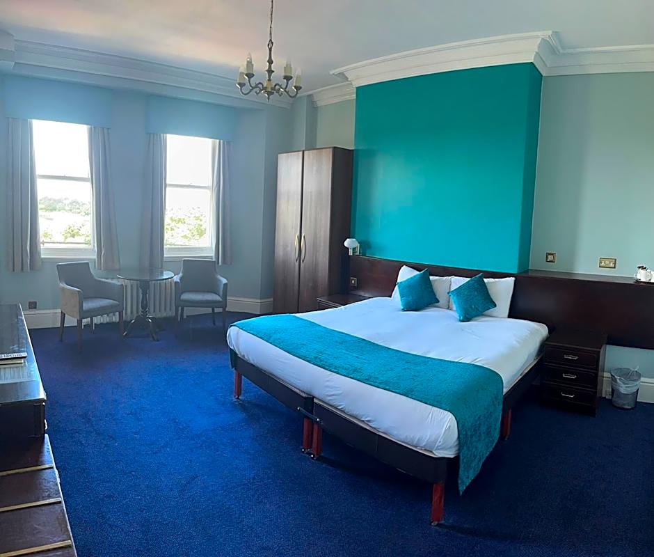 Royal Clifton Hotel
