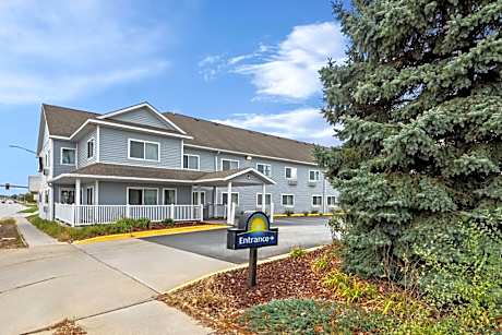 Days Inn by Wyndham Ames