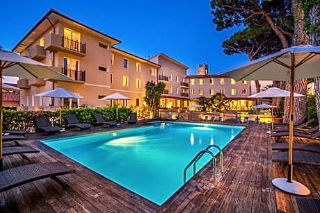 Marina Garden Hotel