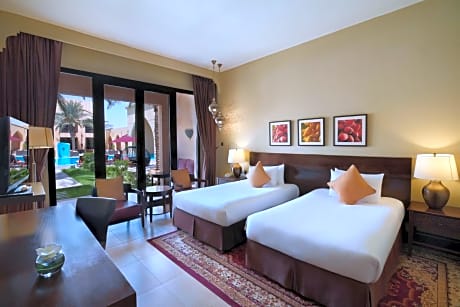 Oasis Pool View Twin Bed