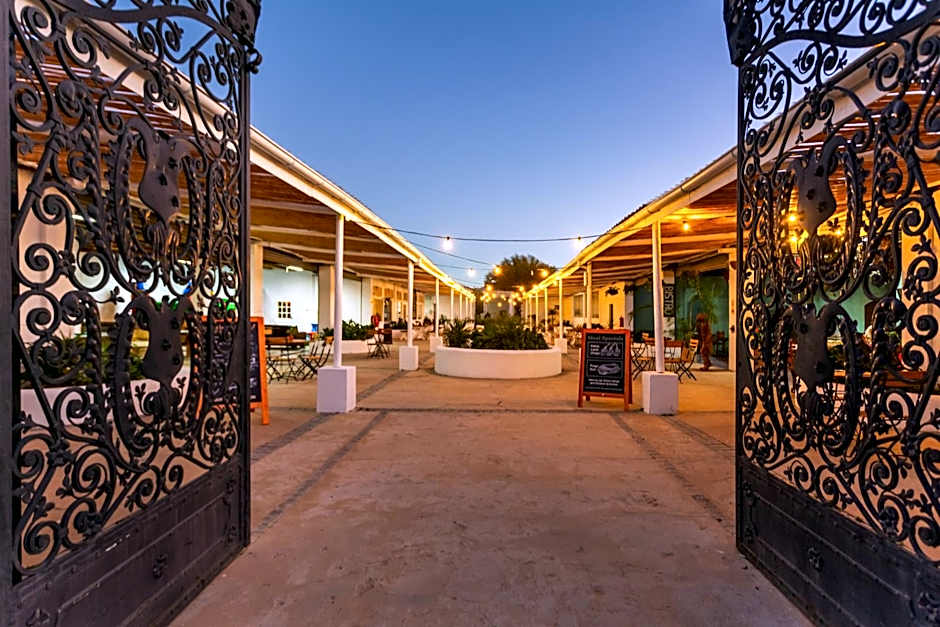 Karoo 1 Hotel Village