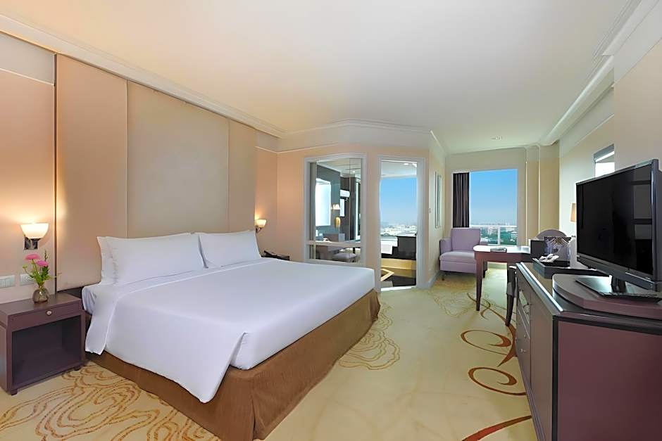 Miracle Grand Convention Hotel