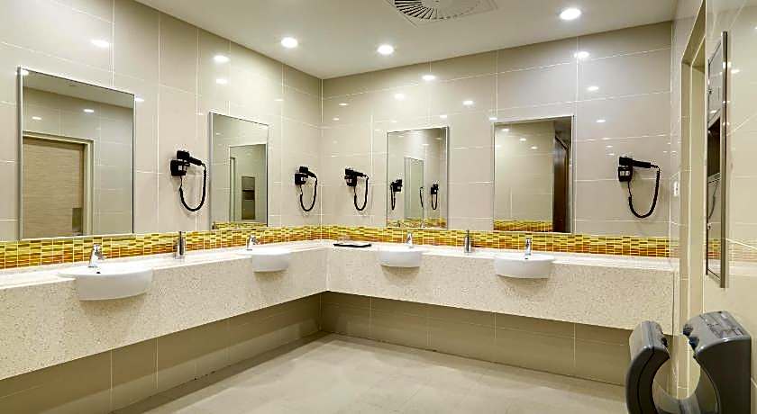 Sama-Sama Express KLIA Terminal 2 - Airside Transit Hotel