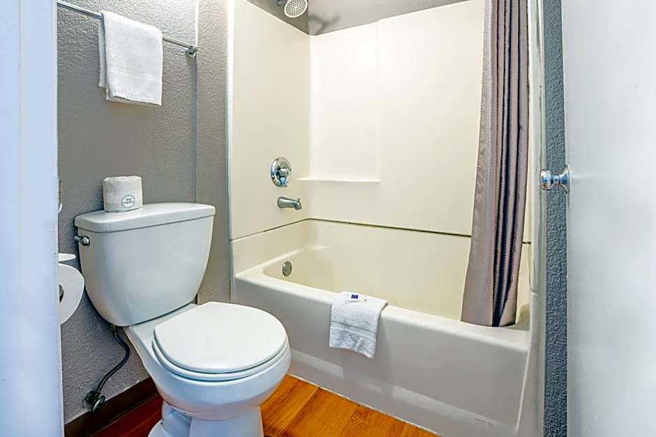 Motel 6-Pleasanton, CA