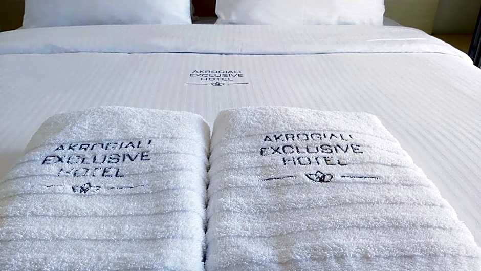 Akrogiali Exclusive Hotel (Adults Only)