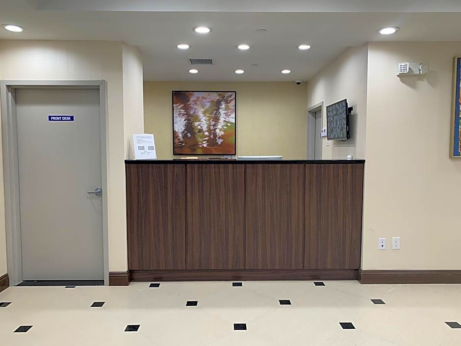 Voyage Hotel