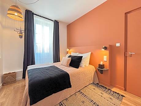 Double Room with Shared Bathroom