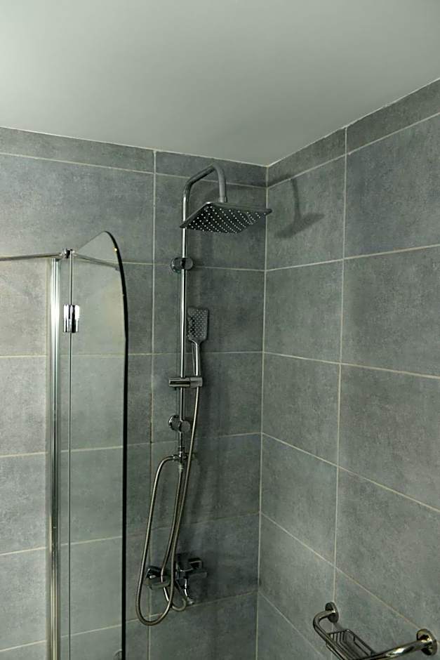 Lycus River Thermal Hotel