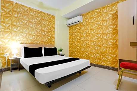 Hotel O Janki Path Lekha Nagar